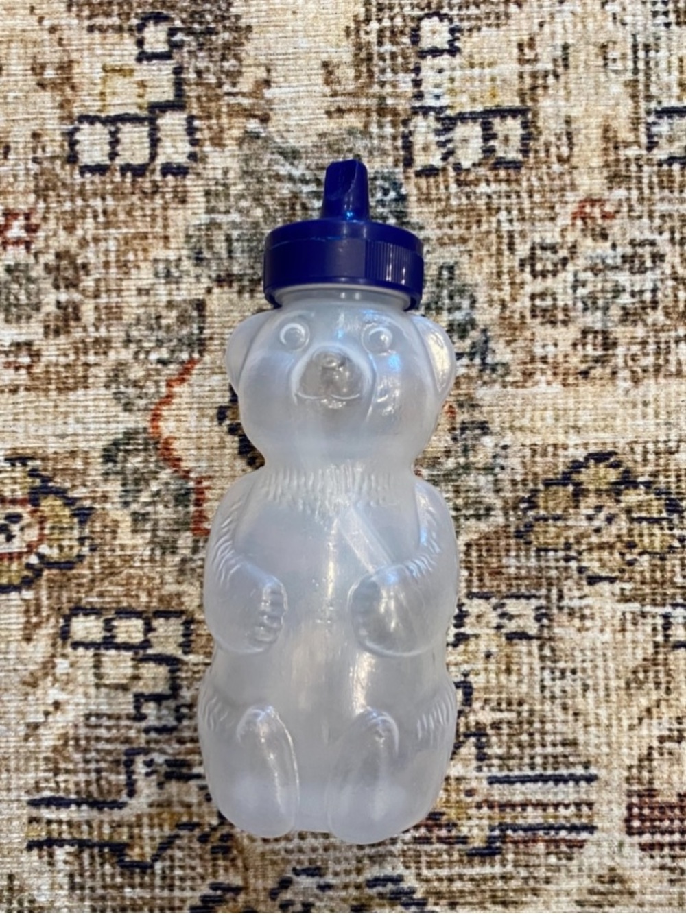 Toddler training honey bear cup